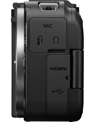 R50 V + RF-S 14-30mm f/4-6.3 IS STM PZ